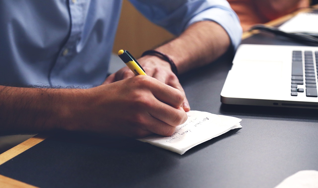 The careful reader guide to organizing project notes